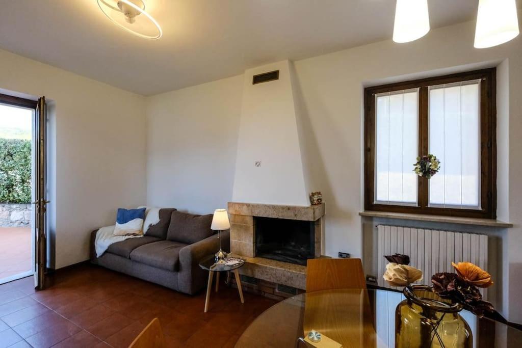 Casa Delle Ochette Villa Костермано Екстериор снимка