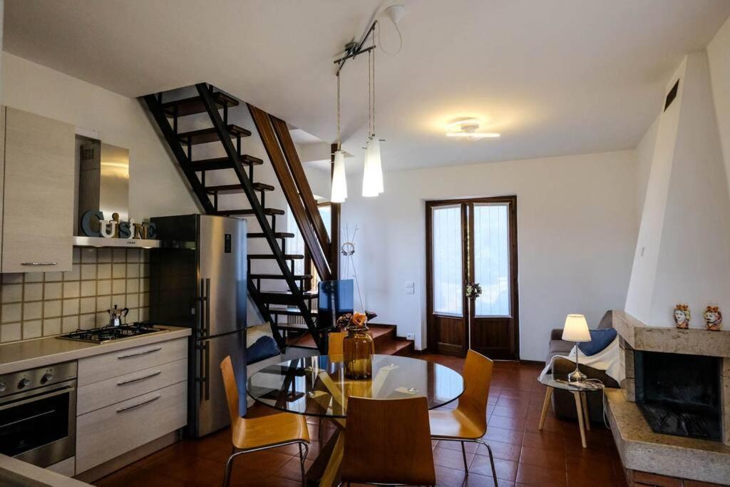 Casa Delle Ochette Villa Костермано Екстериор снимка