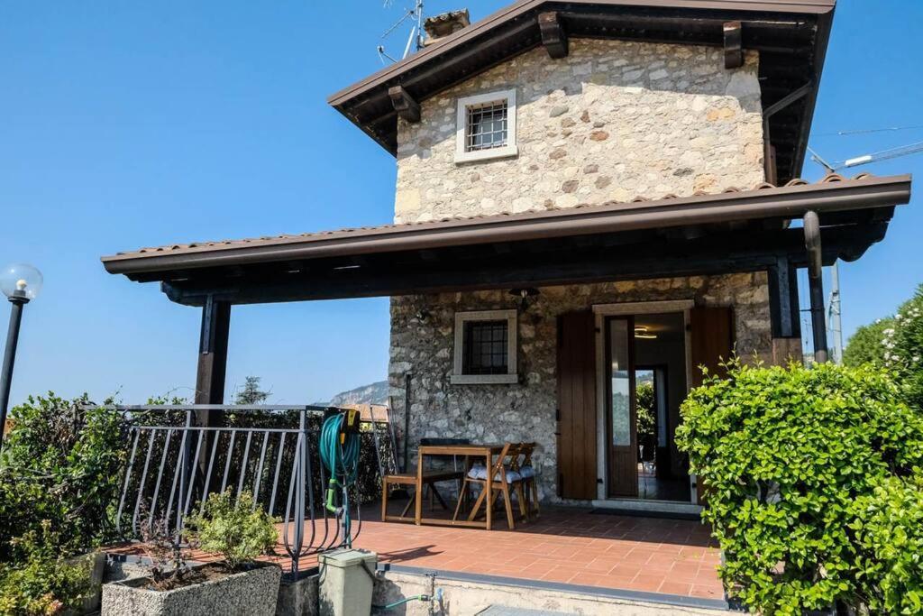 Casa Delle Ochette Villa Костермано Екстериор снимка